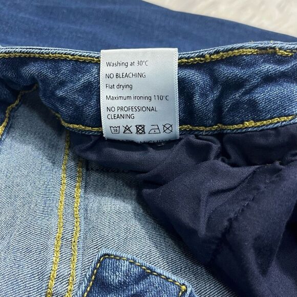 VIP Ones Flare Jeans Size 2 - Picture 4 of 9